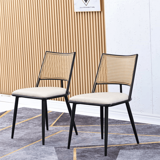Conjunto de 2 cadeiras de jantar com almofada em pele sintética e encosto em PE rattan - Preto