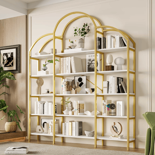 Estante 170x26x190 cm - Estilo simples, estrutura em aço e MDF, 5 níveis, formato de nuvem, dourado e branco Estante 170x26x190 cm - Estilo simples, estrutura em aço e MDF, 5 níveis, formato de nuvem, dourado e branco