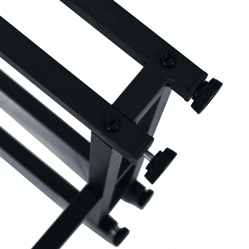 Mesa de jantar - tampo em mármore - pés em metal preto - 120x70cm - Preto e branco