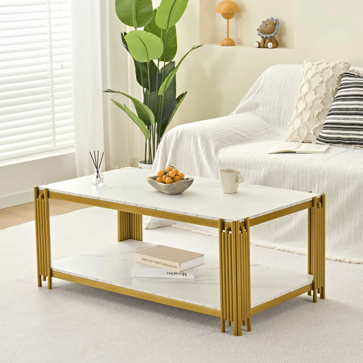 Mesa de centro 114 x 64 x 46 cm - retangular com pés de metal e tampo com efeito mármore, mobiliário moderno - branco e dourado Mesa de centro 114 x 64 x 46 cm - retangular com pés de metal e tampo com efeito mármore, mobiliário moderno - branco e dourado