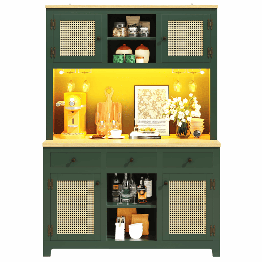 Armário alto com LED - Rattan PE com sistema de iluminação LED, proteção anti-tombamento, prateleiras ajustáveis e gavetas, estilo vintage para cozinha, sala de estar e sala de jantar - Verde antigo