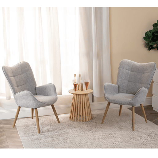 Poltrona Relax Estofada Em Tecido Cinza Claro Estilo Escandinavo Com Pernas De Madeira Maciça, Encosto Alto E Assento Acolchoado Macio, Cadeira Para Sala Jantar Quarto Capacidade 120Kg