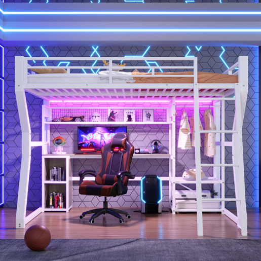Cama alta 140x200 cm - estrutura metálica com faixa de luz LED, tomada integrada, cabide, secretária, prateleiras e espaço de arrumação na parte inferior - branco