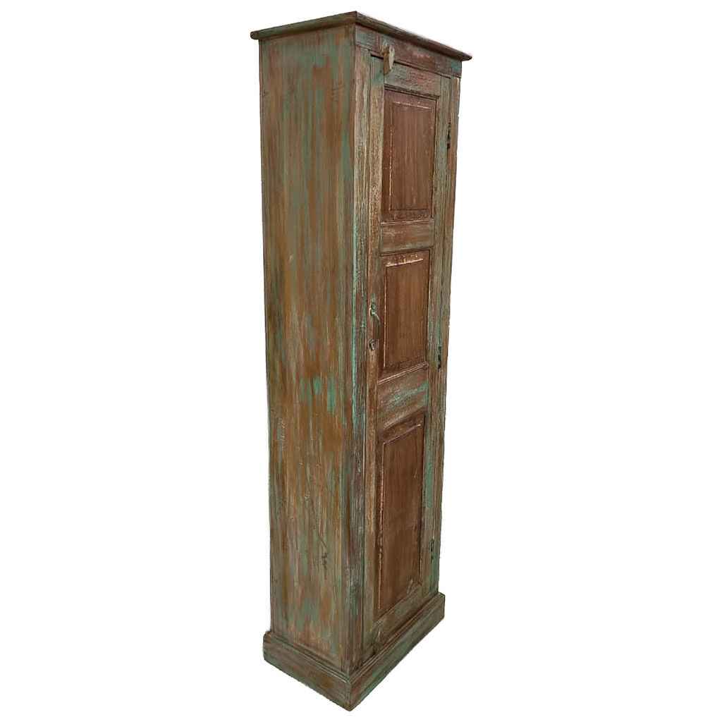 Armario de madera acabado artesanal