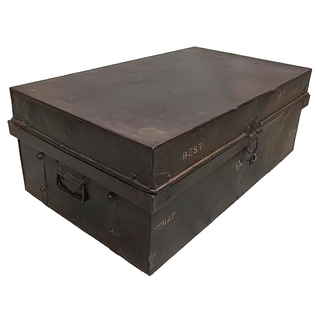 Maleta de metal acabado artesanal marrón 67x37x25h cm