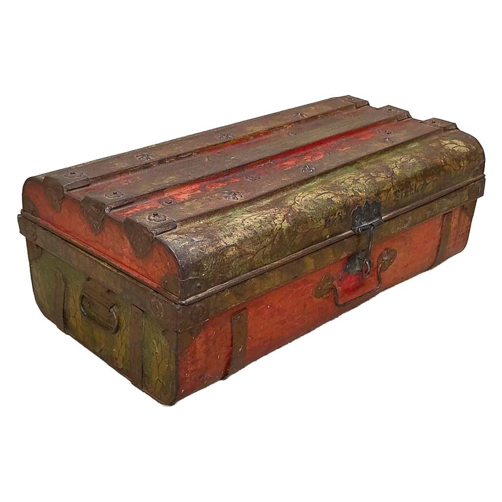 Maleta de metal acabado artesanal rojo 67x37x25h cm