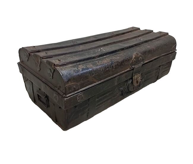Maleta de metal acabado artesanal marrón 67x37x25h cm