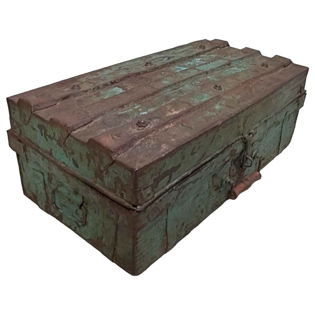 Maleta de metal acabado artesanal marrón 67x37x25h cm