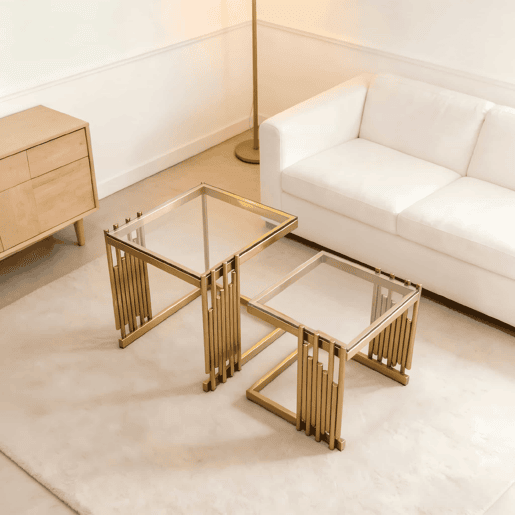 Conjunto de 2 mesas auxiliares modernas quadradas - Mesas de centro pequenas com vidro temperado transparente e pés em aço inoxidável dourado - Dourado + Transparente