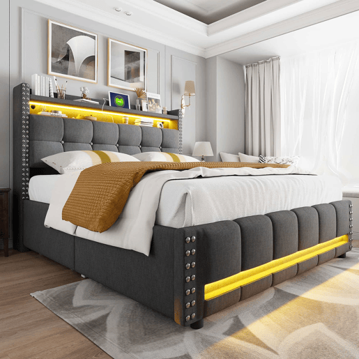 Cama estofada 160*200 - Com iluminação LED, porta USB, cabeceira com prateleiras e arrumação, 4 gavetas - Cinza Cama estofada 160*200 - Com iluminação LED, porta USB, cabeceira com prateleiras e arrumação, 4 gavetas - Cinza