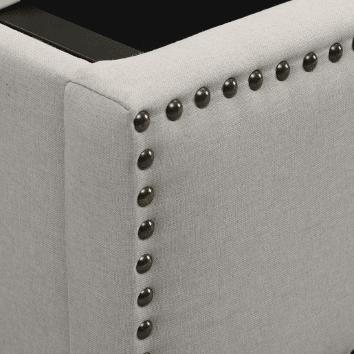 Cama contentora estofada em linho - decorada com rebites - com estrado de ripas - 180x200cm - Cinzento claro