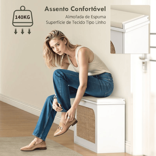 HOMCOM Banco Sapateira Boho, Banco de Entrada Estreito com Assento Acolchoado, Porta de Ráton, Gaveta Basculante, Prateleira Ajustável, para 8 Pares de Sapatos, para Hall ou Quarto, 80x26x47,5 cm, Branco HOMCOM Banco Sapateira Boho, Banco de Entrada Estreito com Assento Acolchoado, Porta de Ráton, Gaveta Basculante, Prateleira Ajustável, para 8 Pares de Sapatos, para Hall ou Quarto, 80x26x47,5 cm, Branco