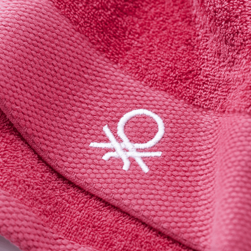 Toalha de Banho 70x140cm 100% Algodão 450GSM na cor Rosa - Suave, Absorvente e de Secagem Rápida CORE Benetton Toalha de Banho 70x140cm 100% Algodão 450GSM na cor Rosa - Suave, Absorvente e de Secagem Rápida CORE Benetton