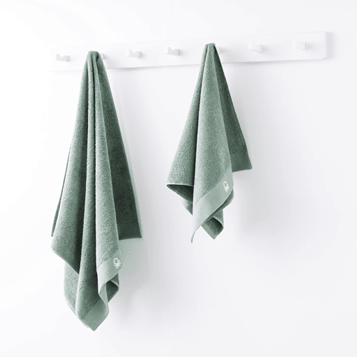 Toalha de Banho 70x140cm 100% Algodão 450GSM na cor Verde - Suave, Absorvente e de Secagem Rápida CORE Benetton