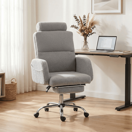 HOMCOM Cadeira de Escritório com Apoio para os Pés Estofada em Pelúcia, Encosto Reclinável e Cabeceira Ajustável, Altura Regulável, Cinzento Claro