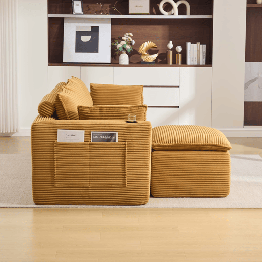 Sofá modular de 3 lugares com otomana u2014 almofadas, porta-copos, bolsos laterais, espuma e molas u2014 veludo de pana laranja Sofá modular de 3 lugares com otomana u2014 almofadas, porta-copos, bolsos laterais, espuma e molas u2014 veludo de pana laranja