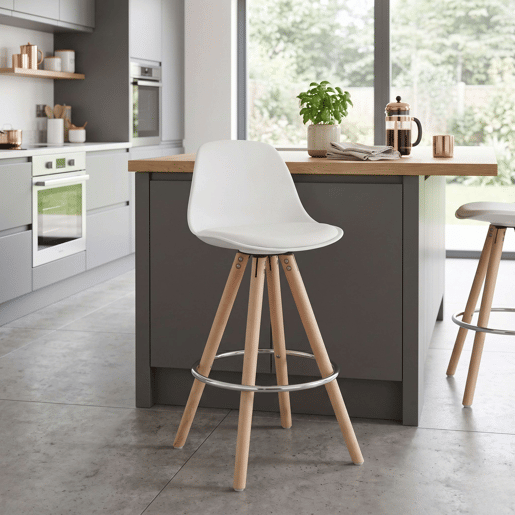 Conjunto de 4 banquetas altas estofadas para cozinha, com encosto e apoio para os pés, em branco e carvalho.