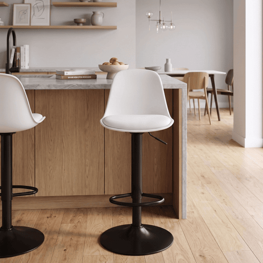 Conjunto de 4 banquetas altas para bar ou cozinha, estilo bistrô, com altura ajustável, assento acolchoado, rotação de 360º, cor branca fosca.