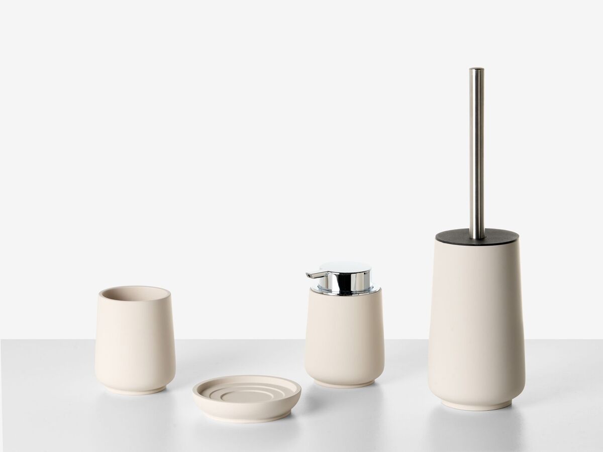Beliani Conjunto de accesorios de baño Suches