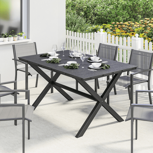 Mesa de jantar de jardim para 6 pessoas com tampo ripado em HDPE e estrutura metálica, 150x90x74 cm, preta.