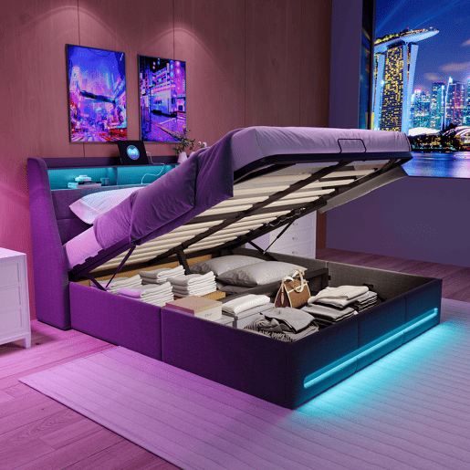 Cama com arrumação, iluminação LED e tomada elétrica integrada em tecido cinzento u2013 140x200 cm u2013 Estrutura com elevadores hidráulicos, cabeceira e peseira iluminadas, amplo espaço de arrumação. Cama com arrumação, iluminação LED e tomada elétrica integrada em tecido cinzento u2013 140x200 cm u2013 Estrutura com elevadores hidráulicos, cabeceira e peseira iluminadas, amplo espaço de arrumação.