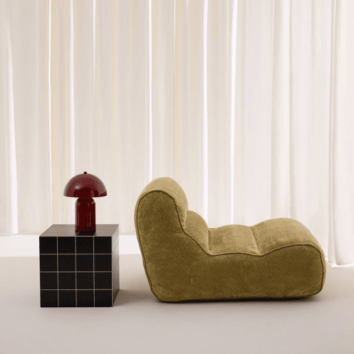 Poltrona em tecido chenille embalado a vácuo, Dario, Verde oliva, 95x108x66 cm Poltrona em tecido chenille embalado a vácuo, Dario, Verde oliva, 95x108x66 cm