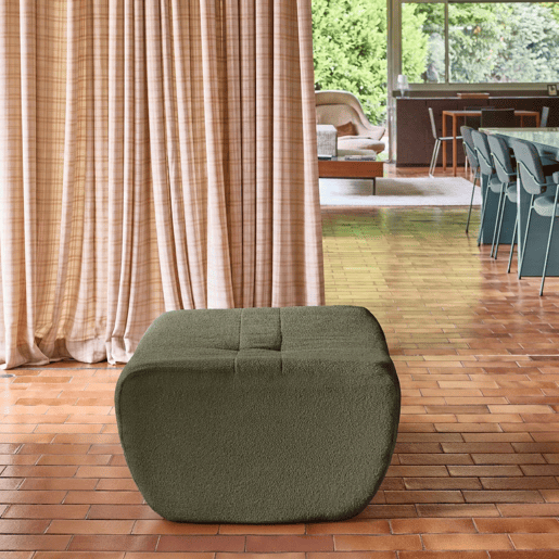 Pufe e apoio para os pés para o módulo Sokol em tecido bouclé Verde caqui - 88x70x35 cm Pufe e apoio para os pés para o módulo Sokol em tecido bouclé Verde caqui - 88x70x35 cm