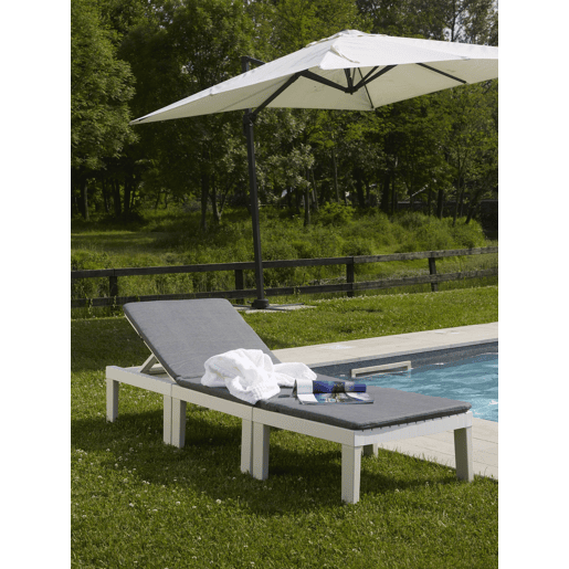 Sala de estar exterior em PVC