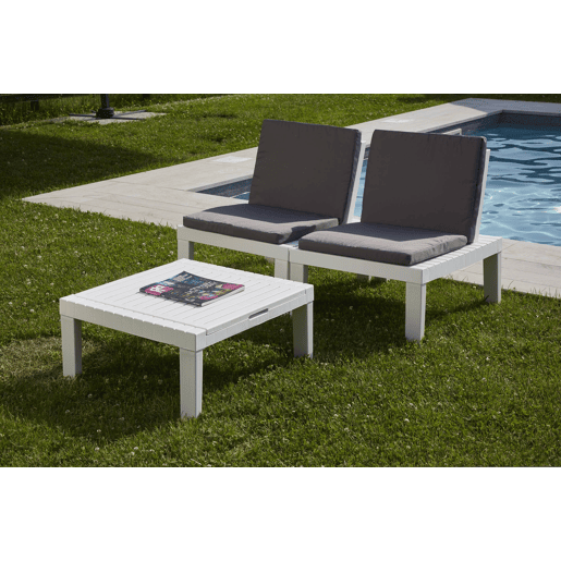 Sala de estar exterior em PVC