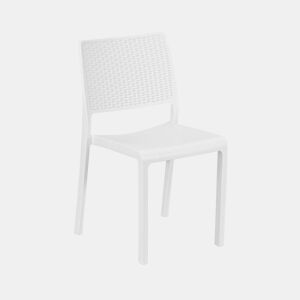 Cadeira para exterior de plástico