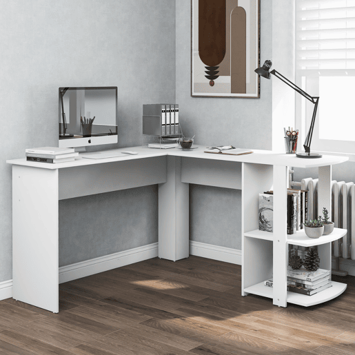 MEUBLES COSY Secretária de Canto em L Mesa de Computador com Estante Lateral de 2 Níveis para Escritório Estudo e Home Office 140x140cm Cor Branco MEUBLES COSY Secretária de Canto em L Mesa de Computador com Estante Lateral de 2 Níveis para Escritório Estudo e Home Office 140x140cm Cor Branco