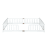 Cama infantil 140x200 cm - em madeira de pinho, com grades de segurança e acesso central - Branca