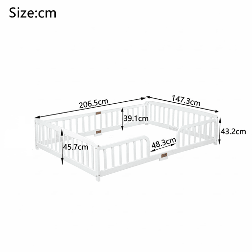 Cama infantil 140x200 cm - em madeira de pinho, com grades de segurança e acesso central - Branca