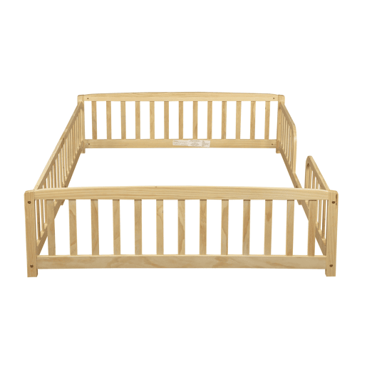 Cama Montessori 140 x 200 cm u2014 com grades de segurança e entrada central em madeira de pinho u2014 Natural