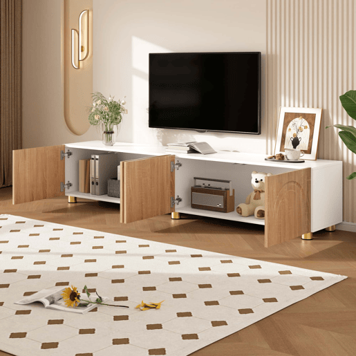 Móvel de TV tipo lowboard sem dimensões específicas - 4 portas, relevo arqueado, pés metálicos, moderno - Natural e branco Móvel de TV tipo lowboard sem dimensões específicas - 4 portas, relevo arqueado, pés metálicos, moderno - Natural e branco