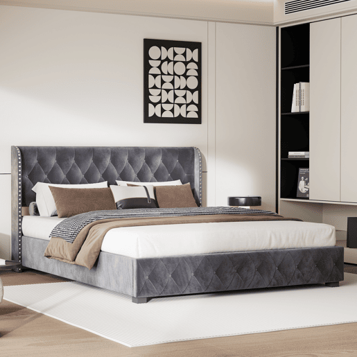 Cama de Casal 140x190 cm em Veludo Cinzento Escuro com Arrumação Hidráulica e Cabeceira com Detalhes em Tachas