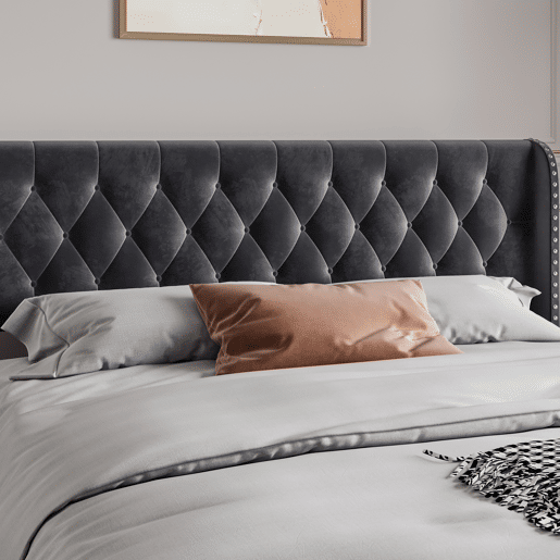 Cama de Casal 140x190 cm em Veludo Cinzento Escuro com Arrumação Hidráulica e Cabeceira com Detalhes em Tachas