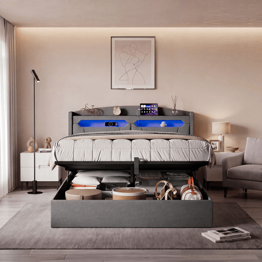 Cama de Casal Estofada 140x190 cm Cinzento Claro com Arrumação Hidráulica, Cabeceira LED RGB, USB e Compartimentos Cama de Casal Estofada 140x190 cm Cinzento Claro com Arrumação Hidráulica, Cabeceira LED RGB, USB e Compartimentos