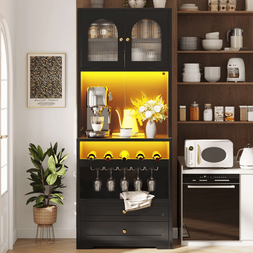 Armário alto de 180 cm - portas de vidro com iluminação LED e controlo por app, suporte para garrafas e porta USB - Preto Armário alto de 180 cm - portas de vidro com iluminação LED e controlo por app, suporte para garrafas e porta USB - Preto