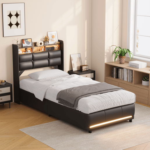 Cama estofada de 90x200 cm com baú, função hidráulica, iluminação LED, porta USB para carregamento, revestimento em couro sintético, cor preta. Cama estofada de 90x200 cm com baú, função hidráulica, iluminação LED, porta USB para carregamento, revestimento em couro sintético, cor preta.