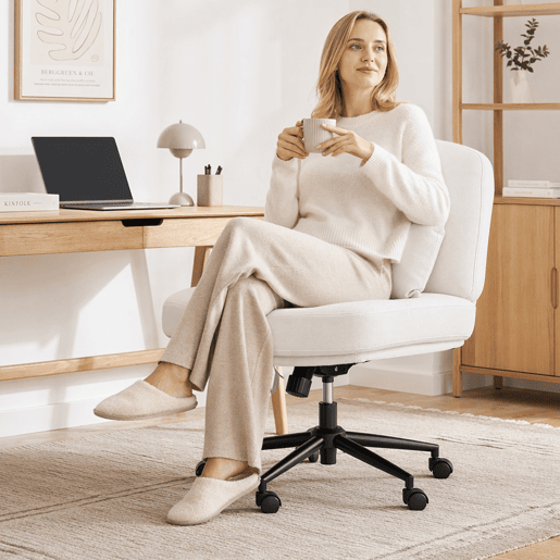 Cadeira Giratória HomeMiYN 360° com Assento Acolchoado e Pernas em Madeira Cadeira Giratória HomeMiYN 360° com Assento Acolchoado e Pernas em Madeira