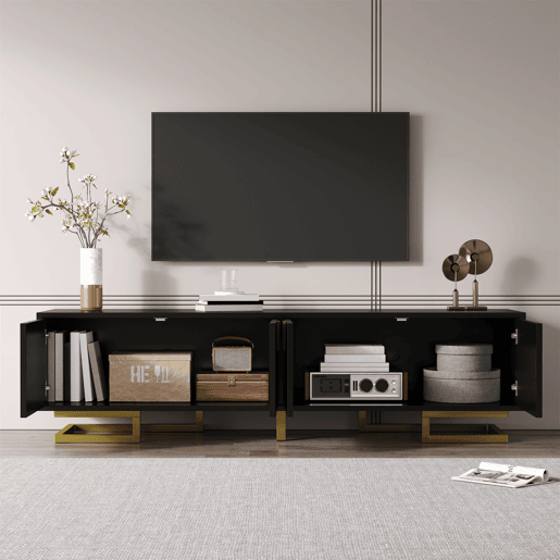Móvel de TV Lowboard - Portas estruturadas, puxadores e pés dourados - Preto