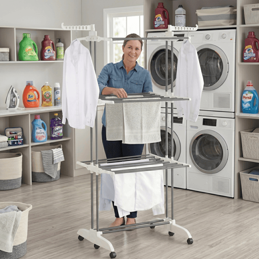 Well Home Estendal Vertical Dobrável de 3 Níveis com Rodas A.176 cm, Prateleiras Ajustáveis e 2 Suportes para Cabides com Estrutura Metálica