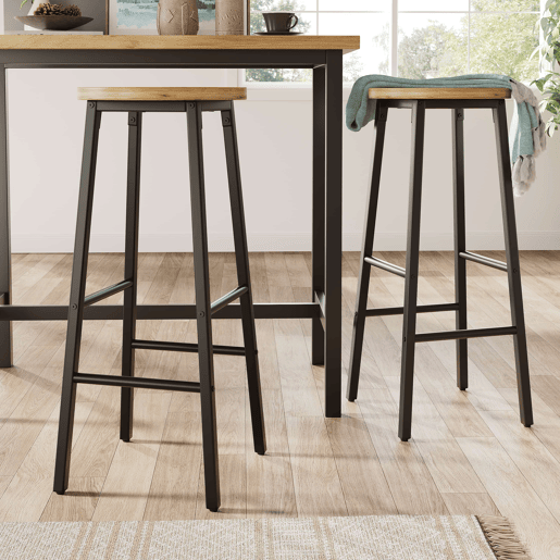 Bancos de bar de 70 cm - conjunto de 2, assento com efeito de madeira, apoio para os pés duplo, pernas ajustáveis, capacidade de carga de 150 kg - preto
