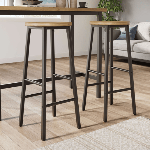 Bancos de bar de 70 cm - conjunto de 2, assento com efeito de madeira, apoio para os pés duplo, pernas ajustáveis, capacidade de carga de 150 kg - preto