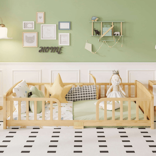 Cama Montessori 140 x 200 cm u2014 com grades de segurança e entrada central em madeira de pinho u2014 Natural Cama Montessori 140 x 200 cm u2014 com grades de segurança e entrada central em madeira de pinho u2014 Natural