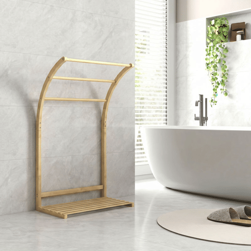 HOMCOM Toalheiro de Pé em Bambu com 3 Barras e Prateleira, para Casa de Banho e Lavandaria, 50x29x84 cm, Natural