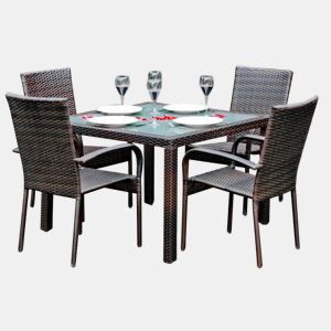 Conjunto de mesa e cadeiras de jardim 4 pessoas Rio Castanho