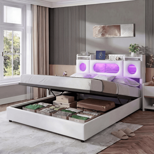 Cama de casal (160 × 200 cm), branca conta com iluminação LED, portas USB e tipo C, e espaço de arrumação por baixo da cama