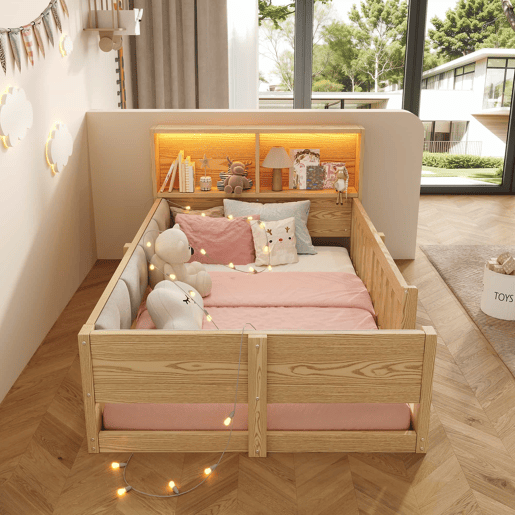 Cama infantil 90 x 200 cm u2013 com barreira, laterais almofadadas e LED, sem colchão u2013 natural
